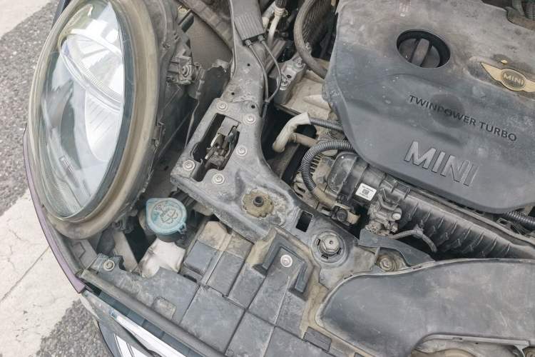 Used MINI Clubman 2016 Revised 1.5T COOPER Engine Bay Right