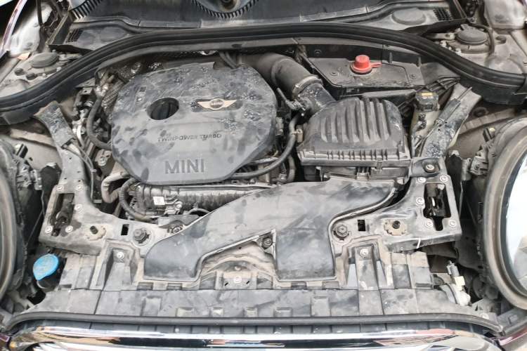 Used MINI Clubman 2016 1.5T COOPER Engine Bay