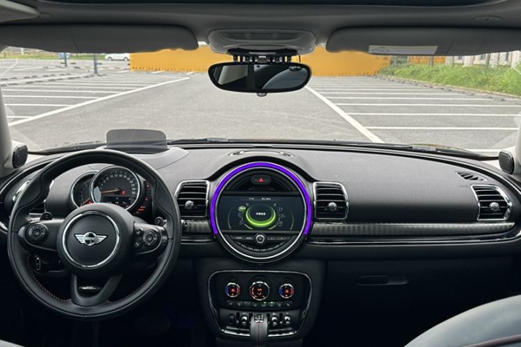 Used MINI Clubman 2016 Revised Version 2.0T COOPER S Geek Edition Interior 1