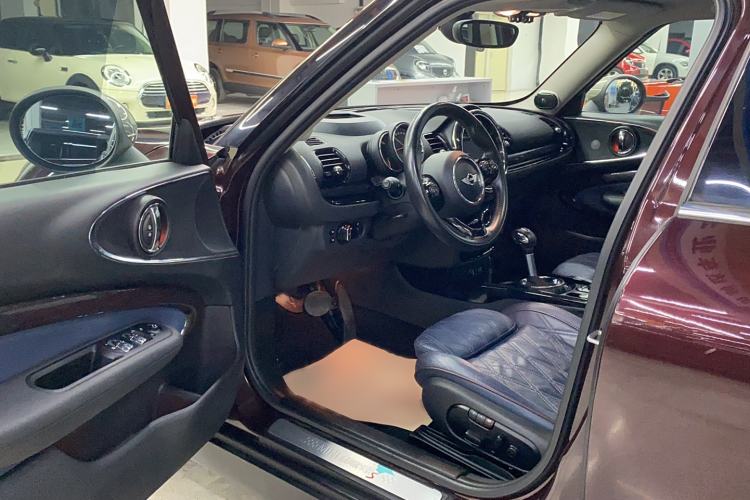 Used MINI Clubman 2016 Revised 2.0T COOPER S Interior 2