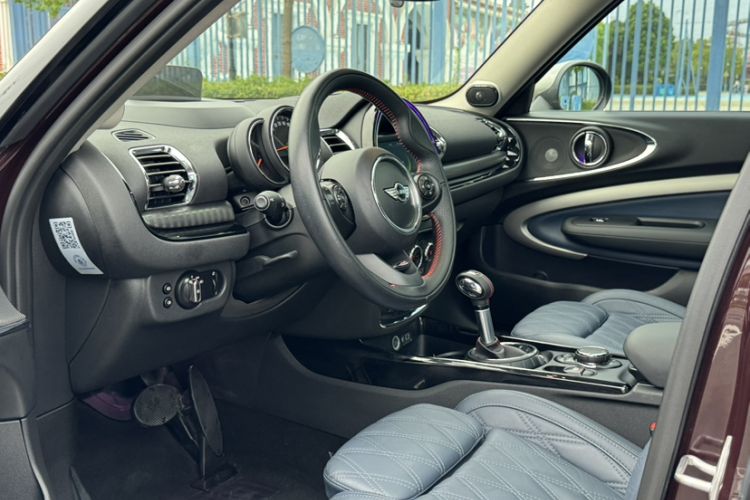 Used MINI Clubman 2016 Revised Version 2.0T COOPER S Geek Edition Interior 2