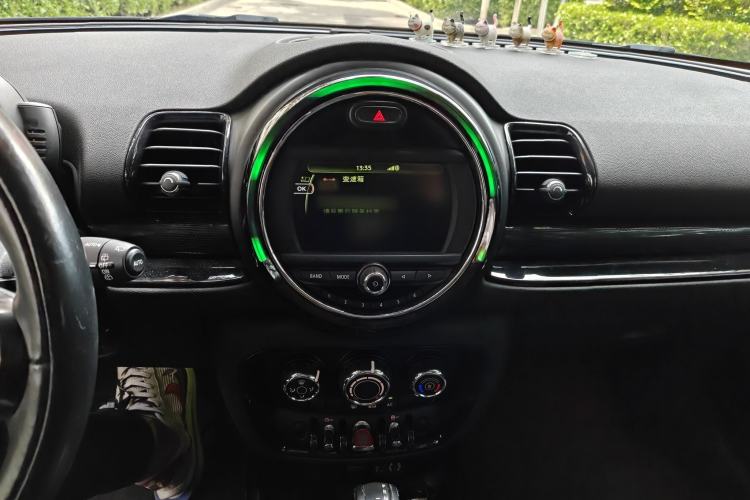 Used MINI Clubman 2016 1.5T COOPER Interior 3