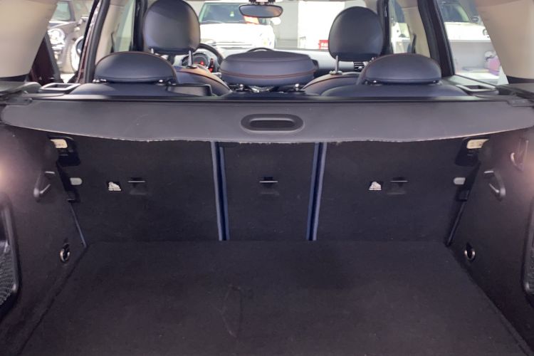 Used MINI Clubman 2016 Revised 2.0T COOPER S Interior 4