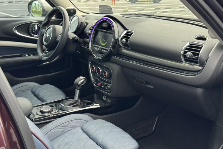 Used MINI Clubman 2016 Revised Version 2.0T COOPER S Geek Edition Interior 4