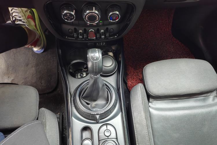 Used MINI Clubman 2016 1.5T COOPER Interior 4