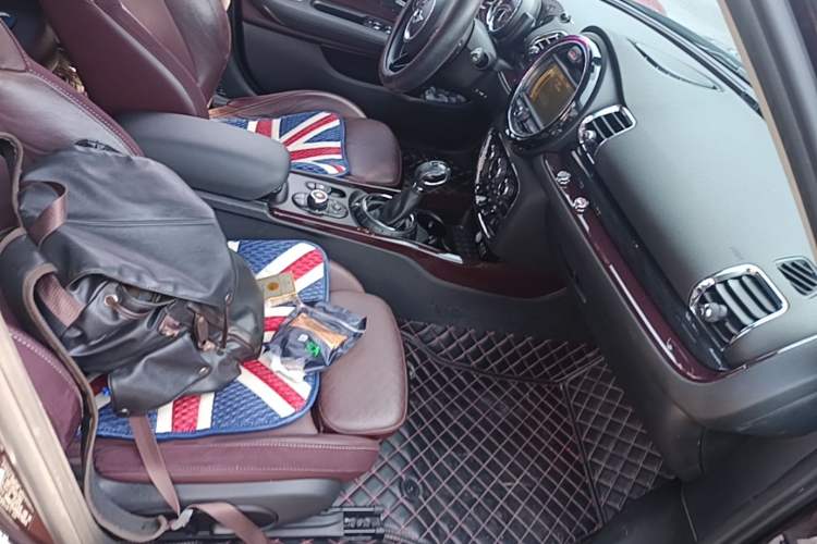 Used MINI Clubman 2016 Revised Version 1.5T COOPER Connoisseur Edition Right Front Seat