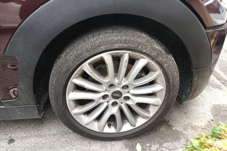 Used MINI Clubman 2016 1.5T COOPER Right Front Wheel Hub