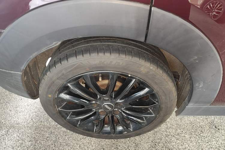 Used MINI Clubman 2016 Revised 1.5T COOPER Right Rear Wheel Hub