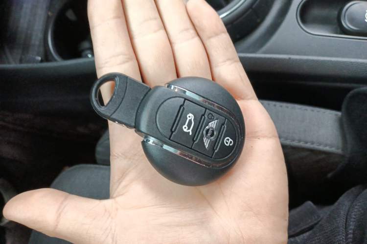 Used MINI Clubman 2016 1.5T COOPER Vehicle Key