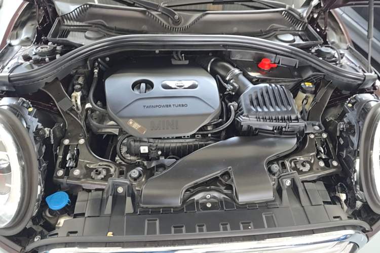 Used MINI Clubman 2016 Revised Version 1.5T COOPER Connoisseur Edition Engine Bay
