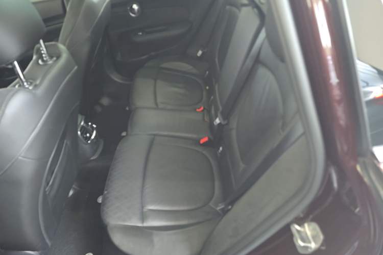 Used MINI Clubman 2016 Revised Version 1.5T COOPER Connoisseur Edition Left Rear Seat