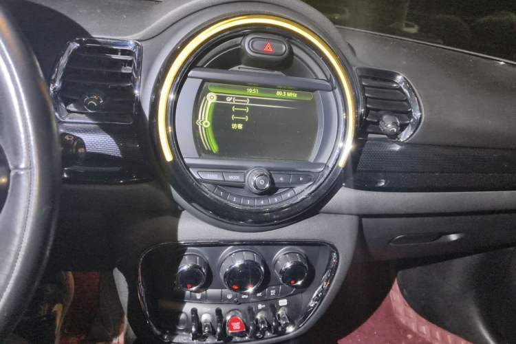 Used MINI Clubman 2016 Revised Version 1.5T COOPER Connoisseur Edition Audio And AC Panel