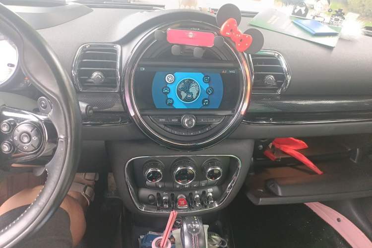 Used MINI Clubman 2016 Revised Version 2.0T COOPER S Geek Edition Audio And AC Panel