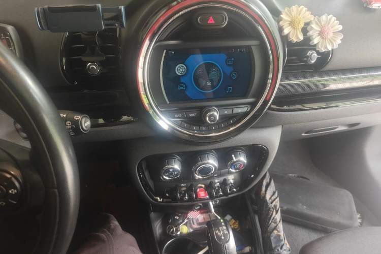 Used MINI Clubman 2016 Revised 1.5T COOPER Audio And AC Panel