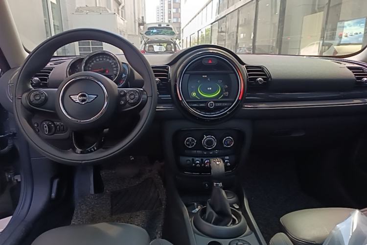 Used MINI Clubman 2016 Revised 1.5T COOPER Center Console