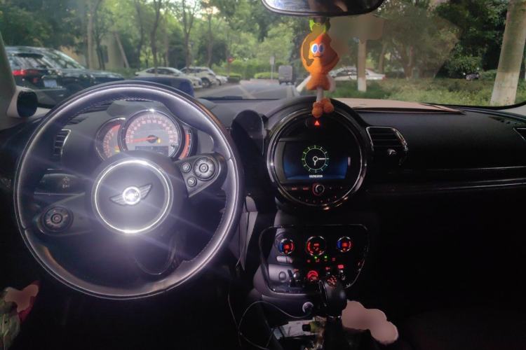 Used MINI Clubman 2016 1.5T COOPER Geek Edition Center Console