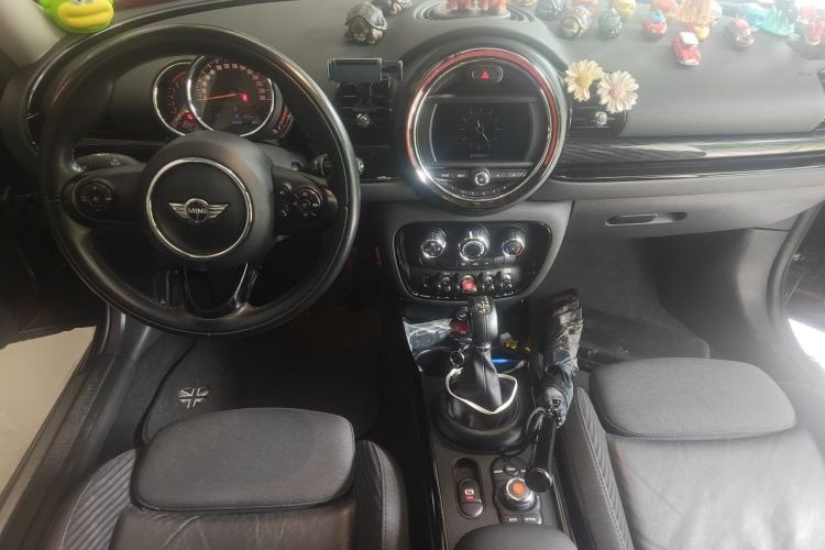 Used MINI Clubman 2016 Revised 1.5T COOPER Center Console