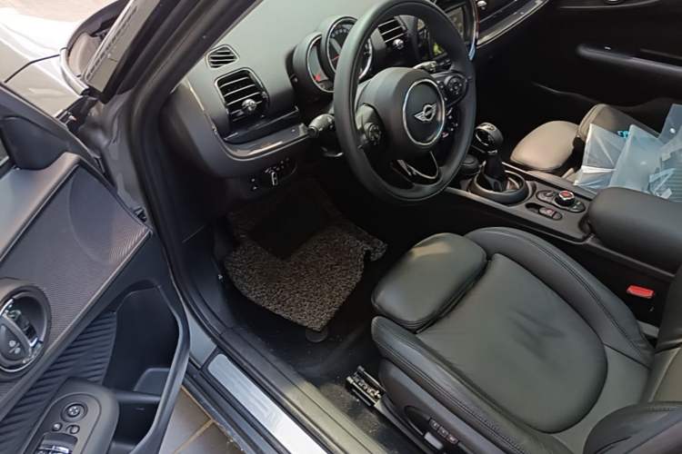 Used MINI Clubman 2016 Revised 1.5T COOPER Driver Seat