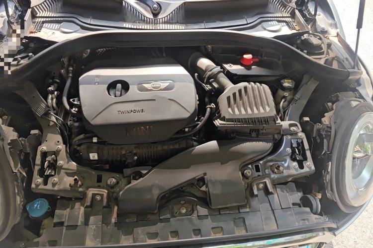 Used MINI Clubman 2016 Revised 2.0T COOPER S Engine Bay