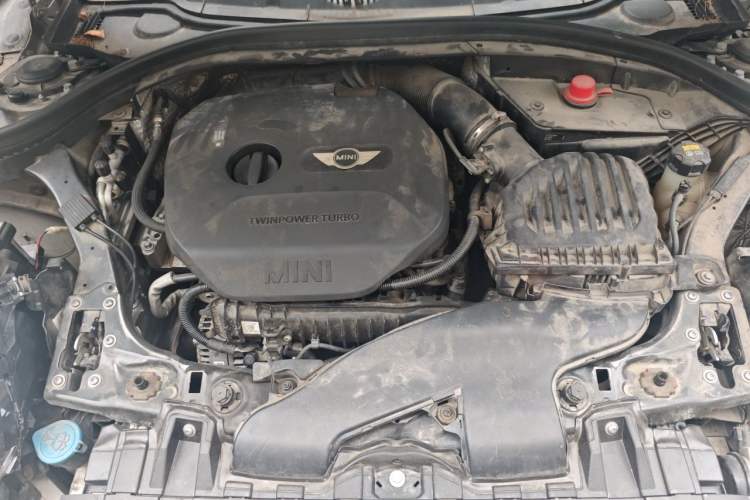 Used MINI Clubman 2016 1.5T COOPER Engine Bay