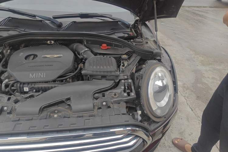 Used MINI Clubman 2016 Updated 1.5T COOPER Geek Edition Engine Bay Left