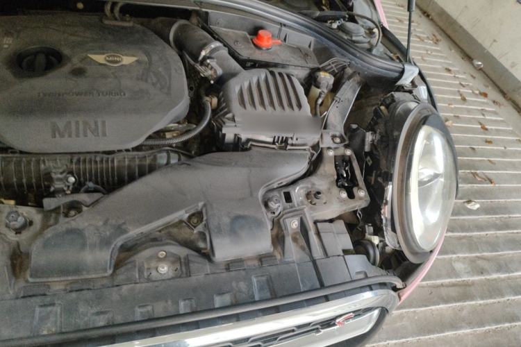 Used MINI Clubman 2016 Revised Version 2.0T COOPER S Connoisseur Edition Engine Bay Left