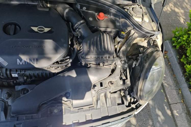Used MINI Clubman 2016 Revised 1.5T COOPER Engine Bay Left