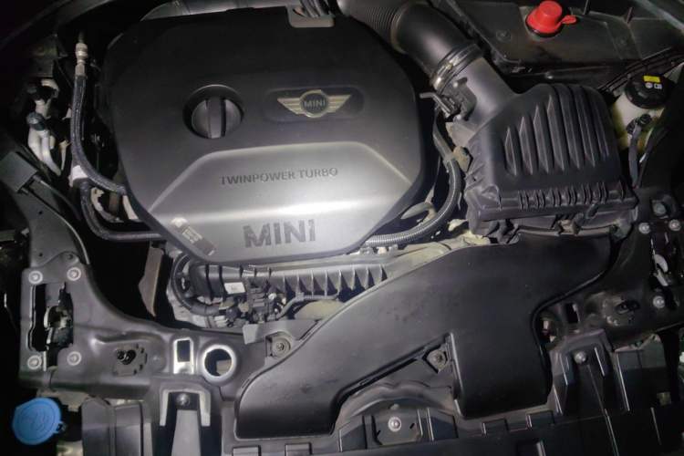 Used MINI Clubman 2016 1.5T COOPER Geek Edition Engine Bay