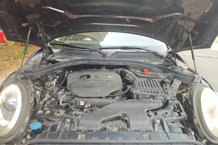 Used MINI Clubman 2016 Updated 1.5T COOPER Geek Edition Engine Bay