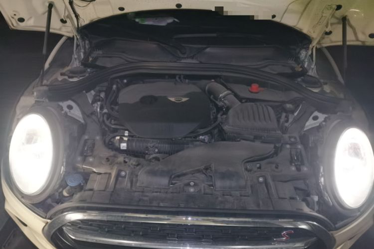 Used MINI Clubman 2016 Revised 2.0T COOPER S Engine Bay