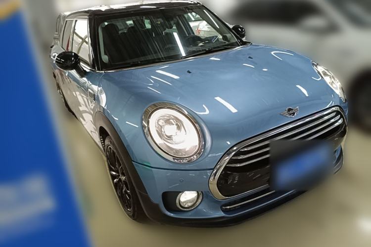Used MINI Clubman 2016 Updated 1.5T COOPER Geek Edition Front Right 45 Deg