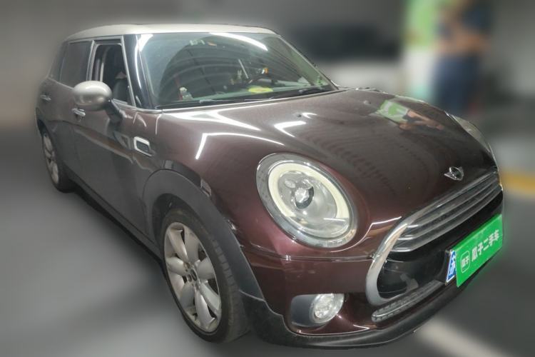 Used MINI Clubman 2016 Revised Version 1.5T COOPER Connoisseur Edition Front Right 45 Deg