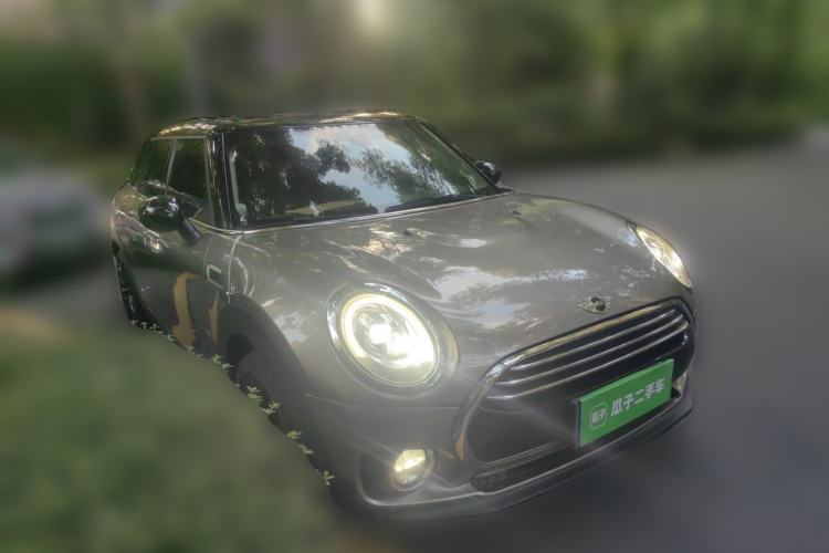 Used MINI Clubman 2016 1.5T COOPER Geek Edition Front Right 45 Deg