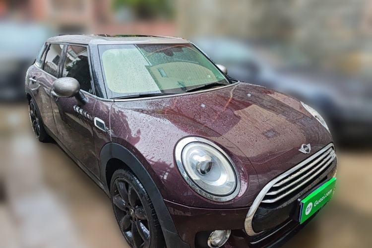 Used MINI Clubman 2016 Revised Version 1.5T COOPER Connoisseur Edition Front Right 45 Deg
