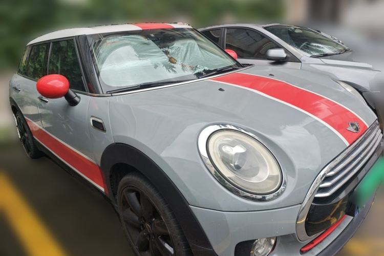 Used MINI Clubman 2016 1.5T COOPER Connoisseur Edition Front Right 45 Deg