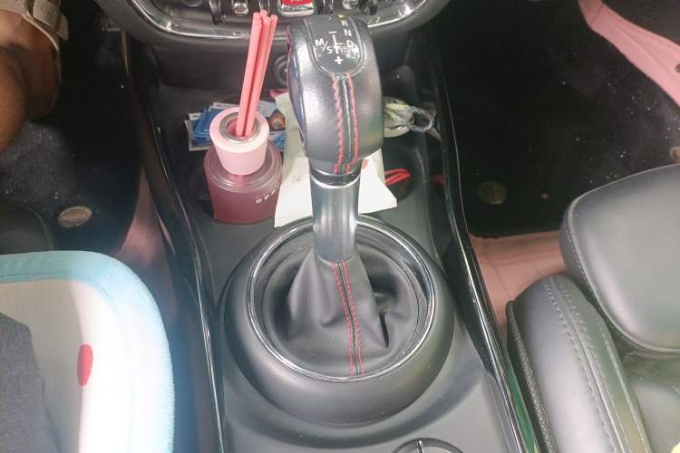 Used MINI Clubman 2016 Revised Version 2.0T COOPER S Geek Edition Gear Lever