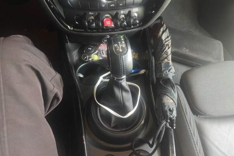 Used MINI Clubman 2016 Revised 1.5T COOPER Gear Lever