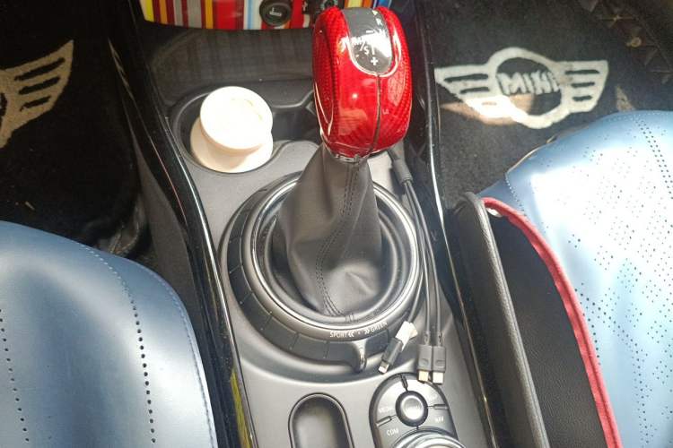 Used MINI Clubman 2016 Revised Version 2.0T COOPER S Connoisseur Edition Gear Lever