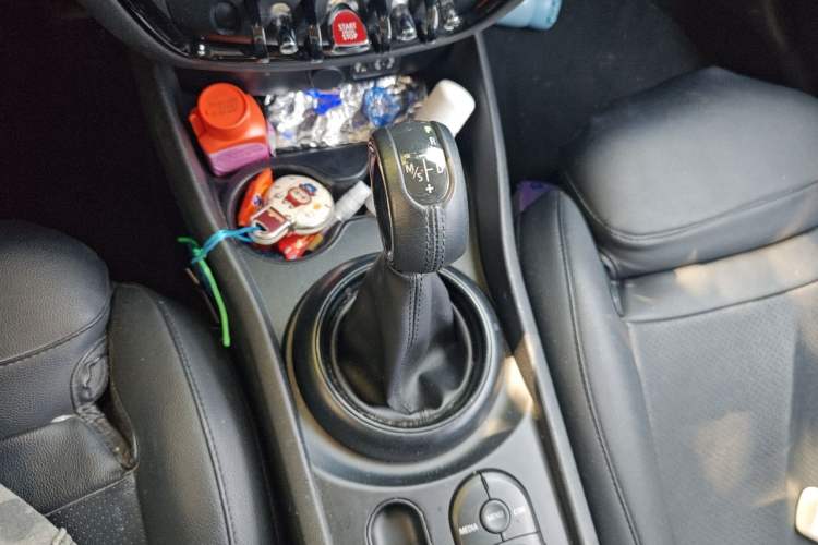 Used MINI Clubman 2016 Revised 1.5T COOPER Gear Lever