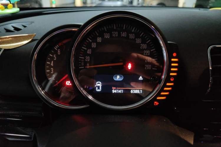 Used MINI Clubman 2016 Revised Version 1.5T COOPER Connoisseur Edition Instrument Cluster