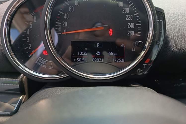 Used MINI Clubman 2016 Revised 1.5T COOPER Odometer Close Up