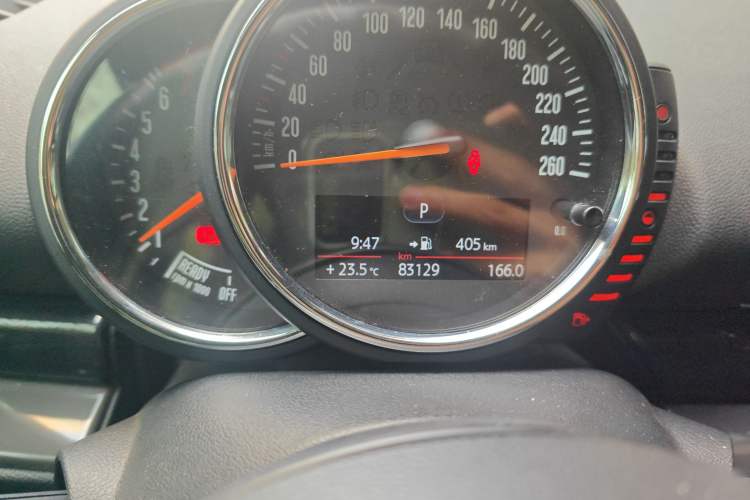 Used MINI Clubman 2016 Updated 1.5T COOPER Geek Edition Odometer Close Up