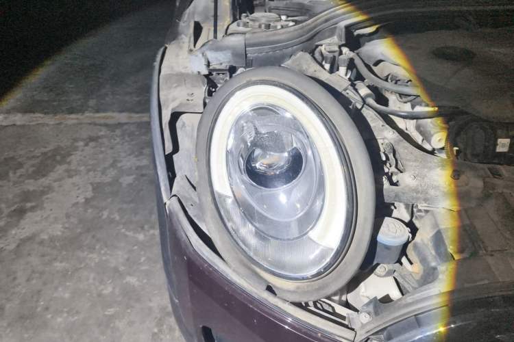 Used MINI Clubman 2016 Revised Version 1.5T COOPER Connoisseur Edition Right Front Headlight