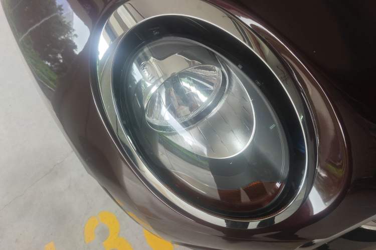 Used MINI Clubman 2016 Revised 1.5T COOPER Right Front Headlight