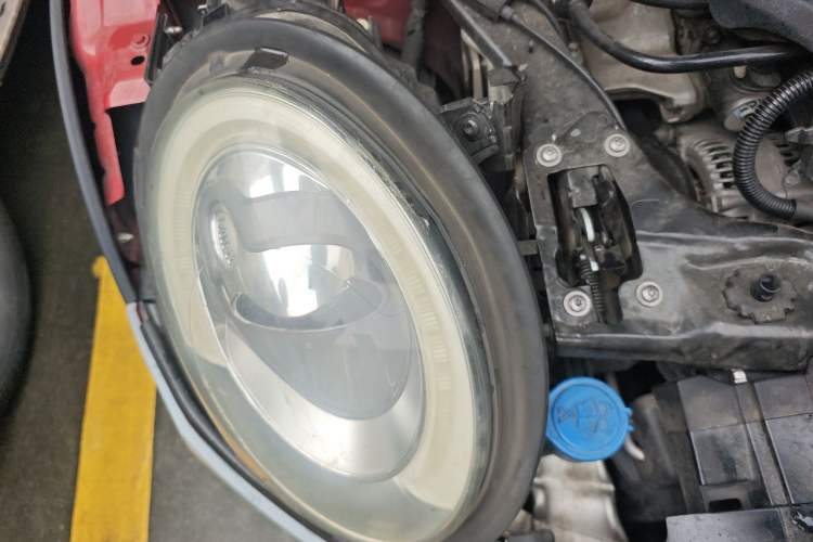 Used MINI Clubman 2016 1.5T COOPER Connoisseur Edition Right Front Headlight