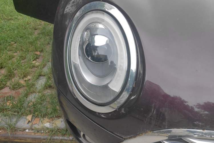 Used MINI Clubman 2016 Updated 1.5T COOPER Geek Edition Right Front Headlight