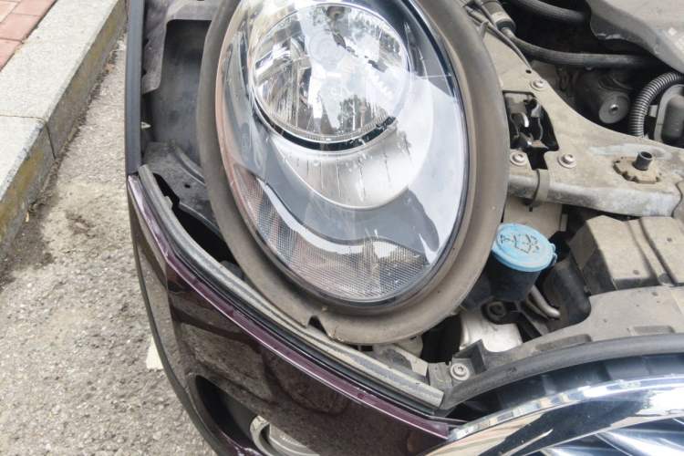 Used MINI Clubman 2016 Revised 1.5T COOPER Right Front Headlight