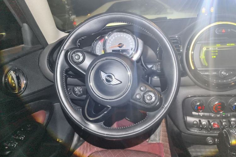 Used MINI Clubman 2016 Revised Version 1.5T COOPER Connoisseur Edition Steering Wheel