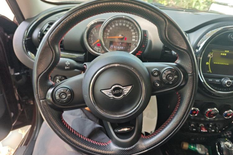 Used MINI Clubman 2016 Revised Version 2.0T COOPER S Geek Edition Steering Wheel