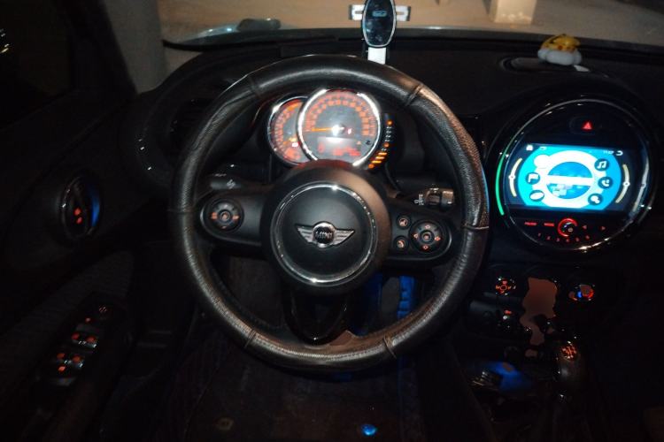 Used MINI Clubman 2016 Revised Version 1.5T COOPER Connoisseur Edition Steering Wheel